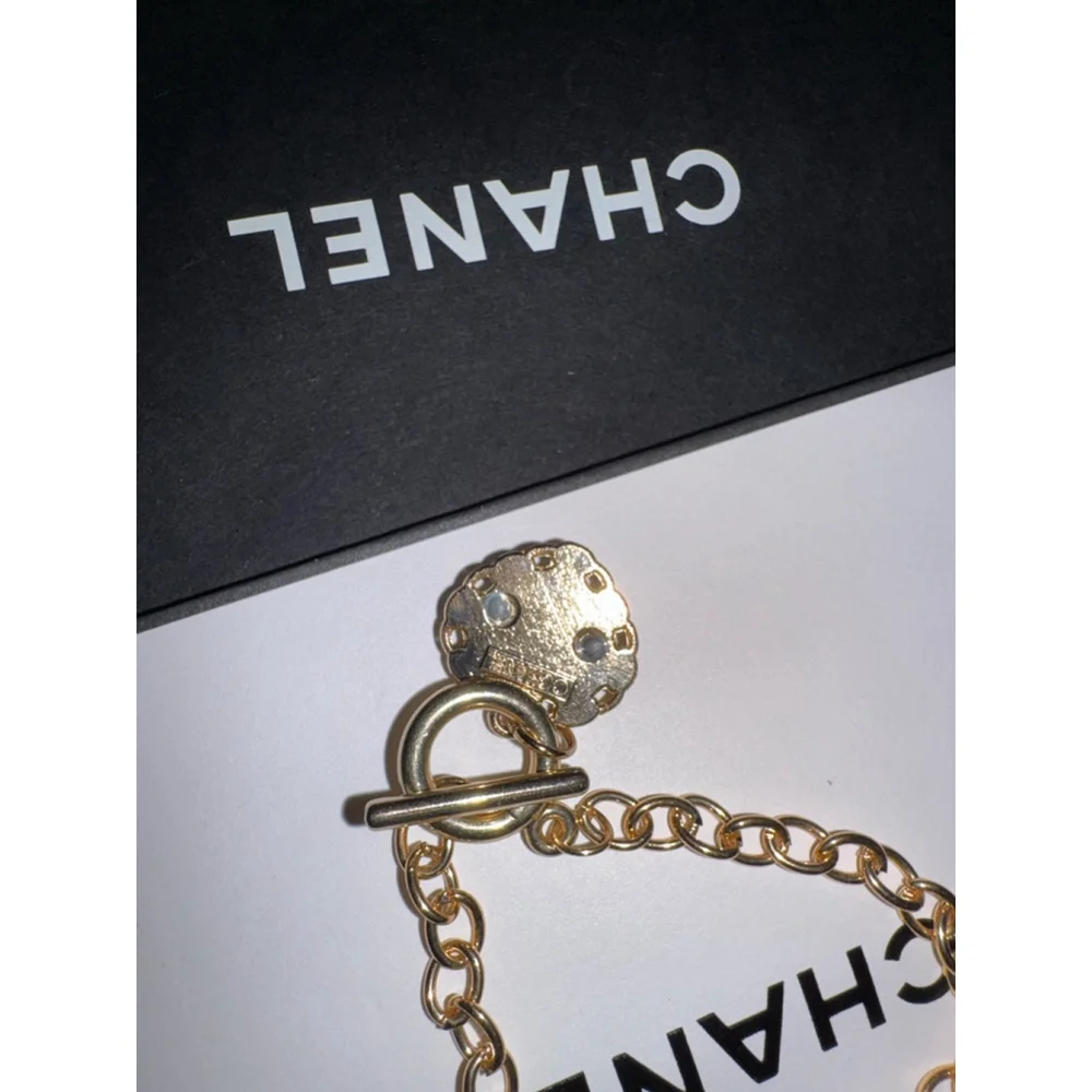 Handmade Gold Chain Bracelet Black Heart Charm Pearl Detail Designer Inspired - Picture 6 of 8